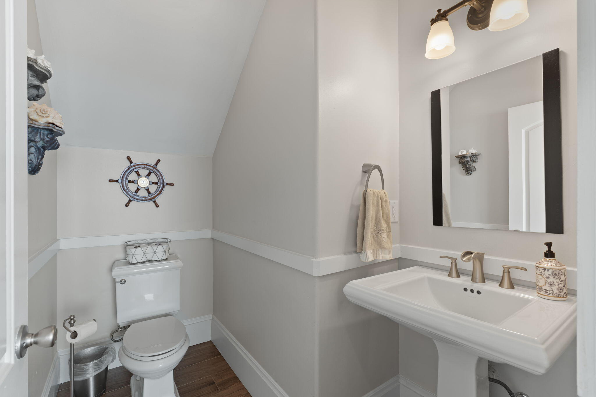 SAILMAKER COVE - Residential