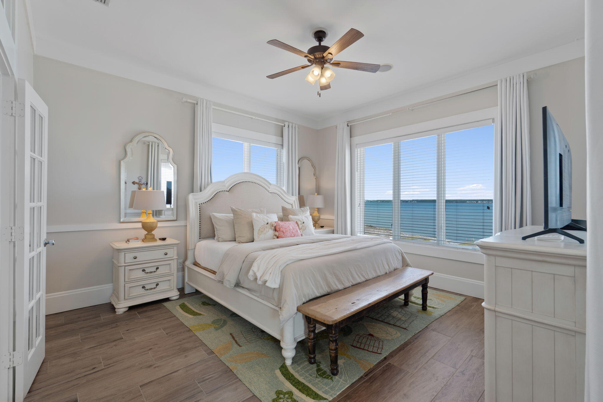 SAILMAKER COVE - Residential