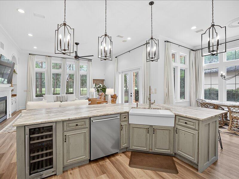 BURNT PINE - Residential Lease