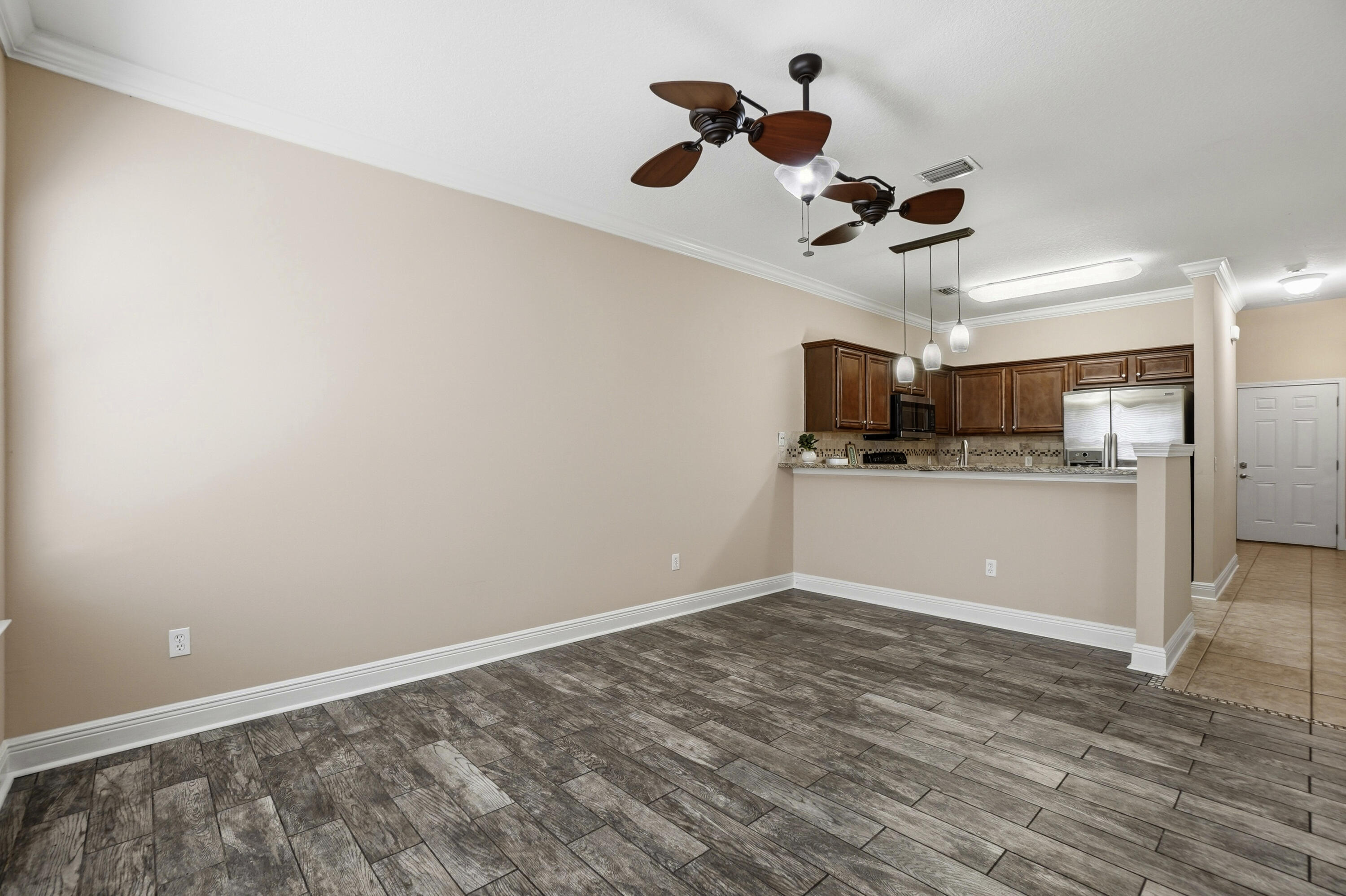 HADLEIGH HILLS T/H - Residential