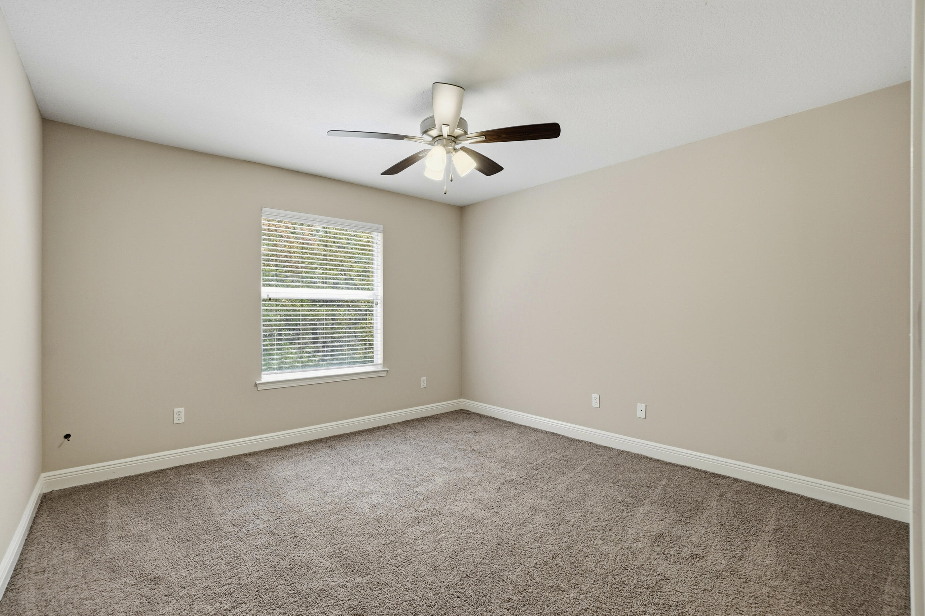 HADLEIGH HILLS T/H - Residential