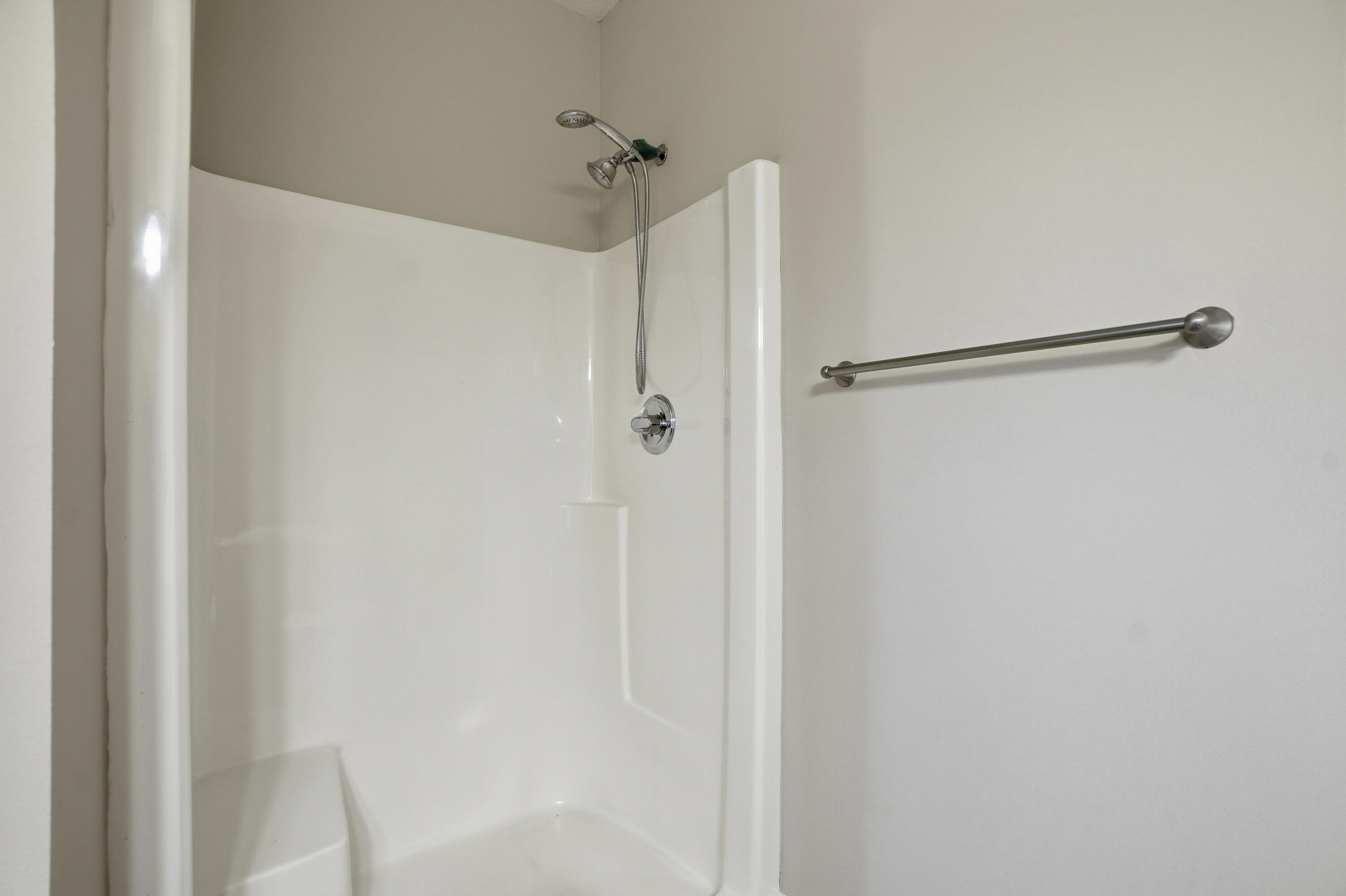 HADLEIGH HILLS T/H - Residential