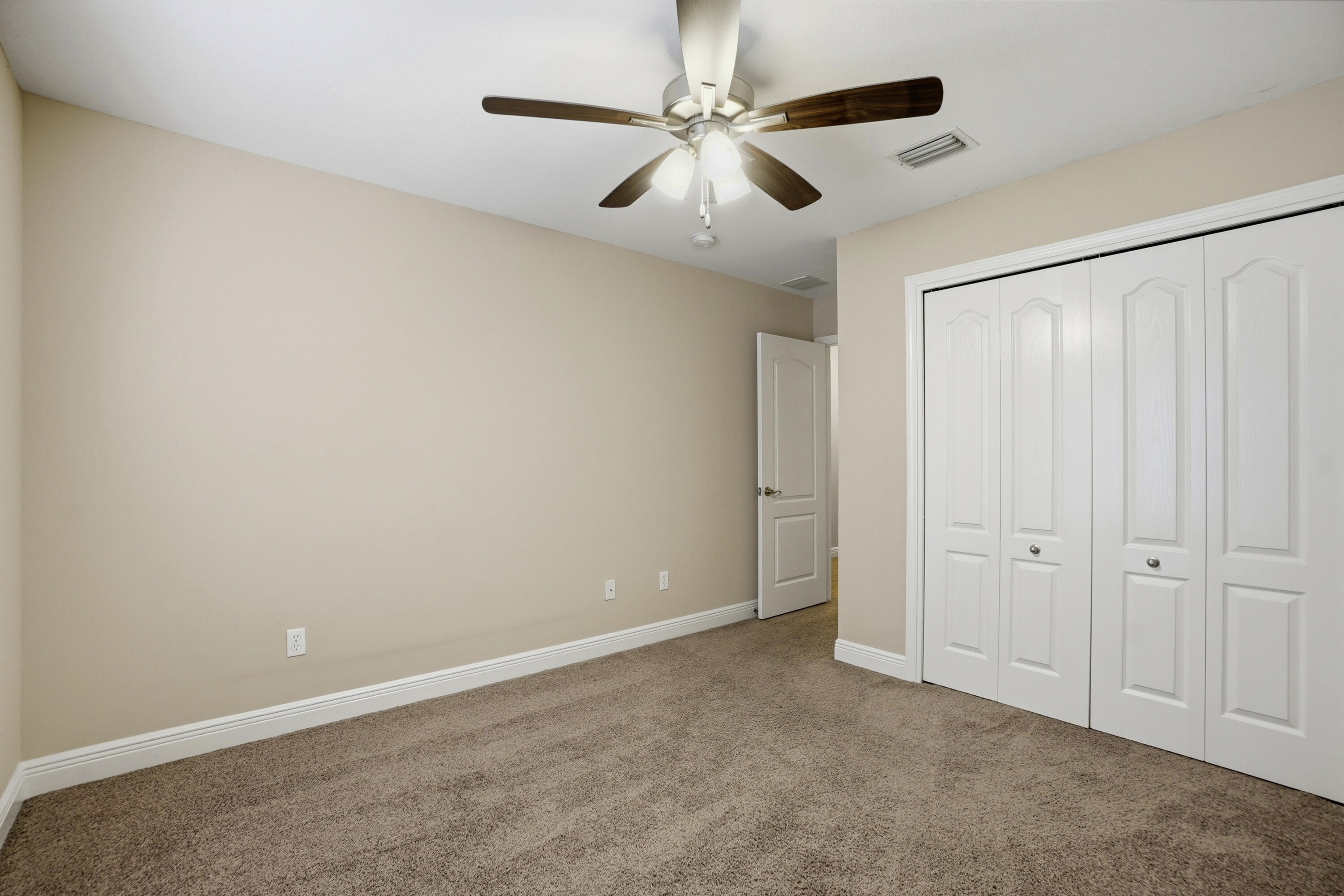 HADLEIGH HILLS T/H - Residential