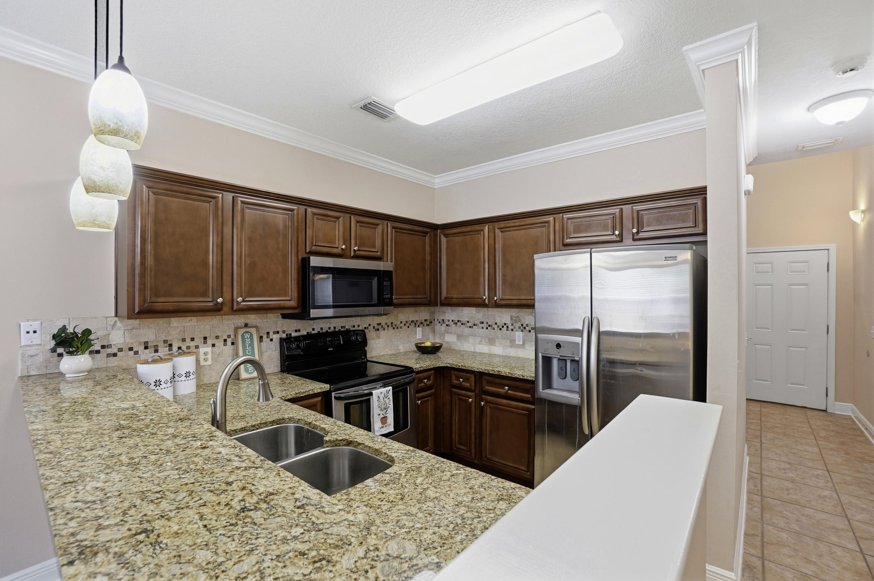 HADLEIGH HILLS T/H - Residential