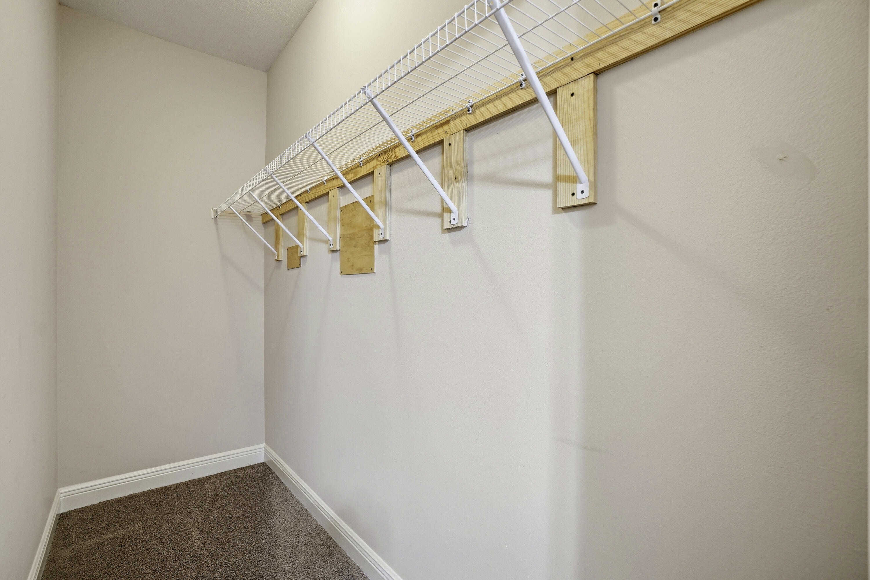 HADLEIGH HILLS T/H - Residential