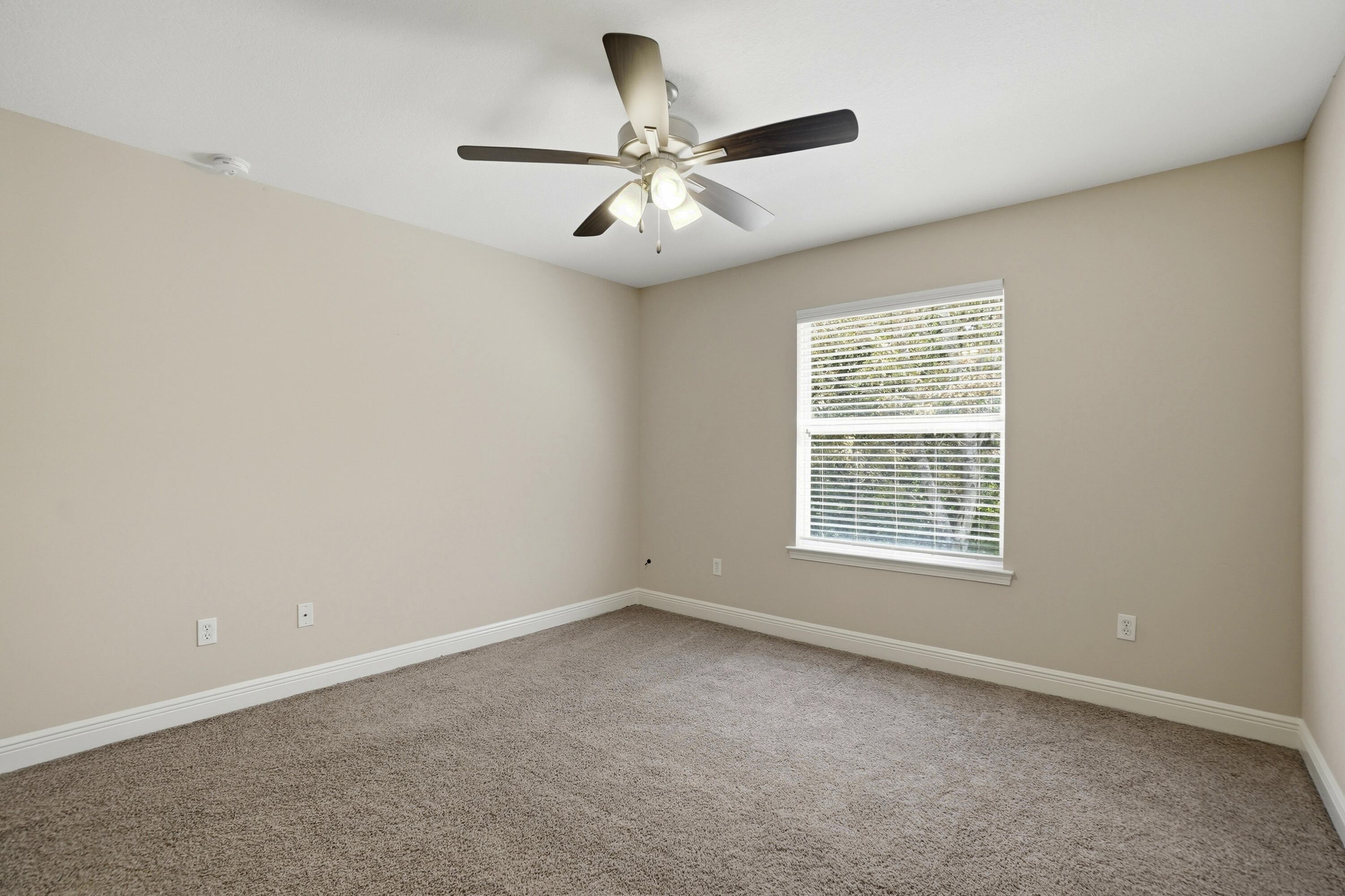 HADLEIGH HILLS T/H - Residential