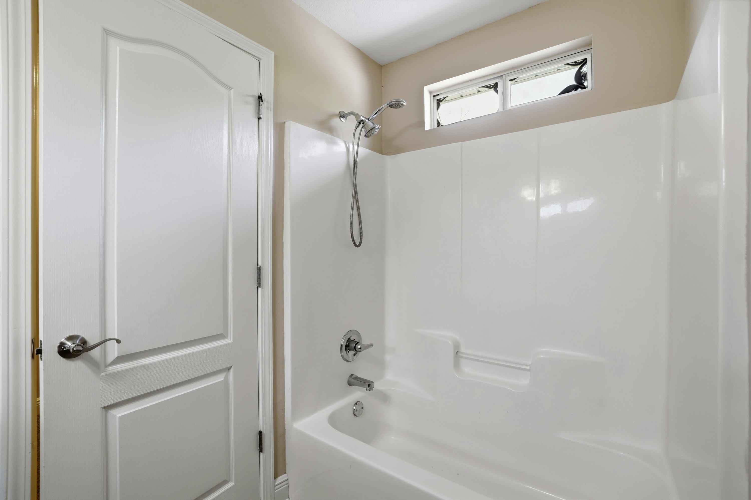 HADLEIGH HILLS T/H - Residential