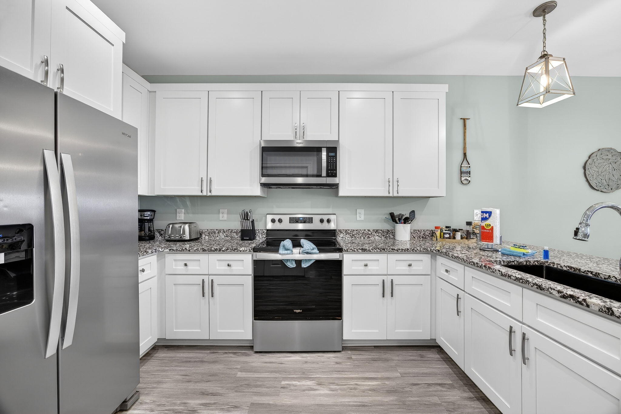 LAGUNA BEACH ESTATES 7TH ADDN - Residential