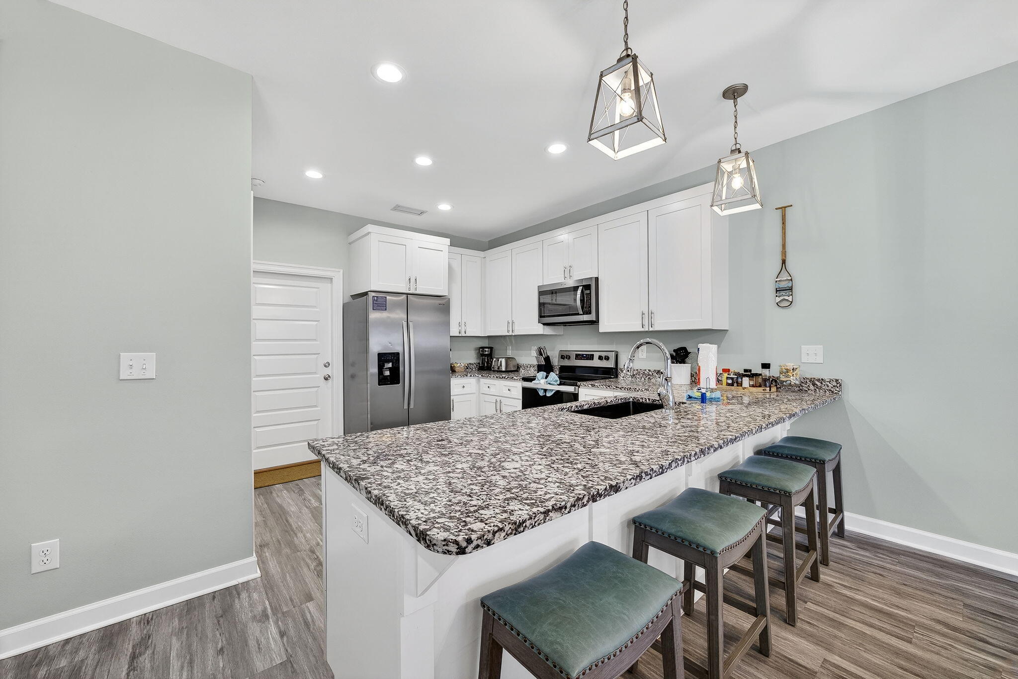 LAGUNA BEACH ESTATES 7TH ADDN - Residential