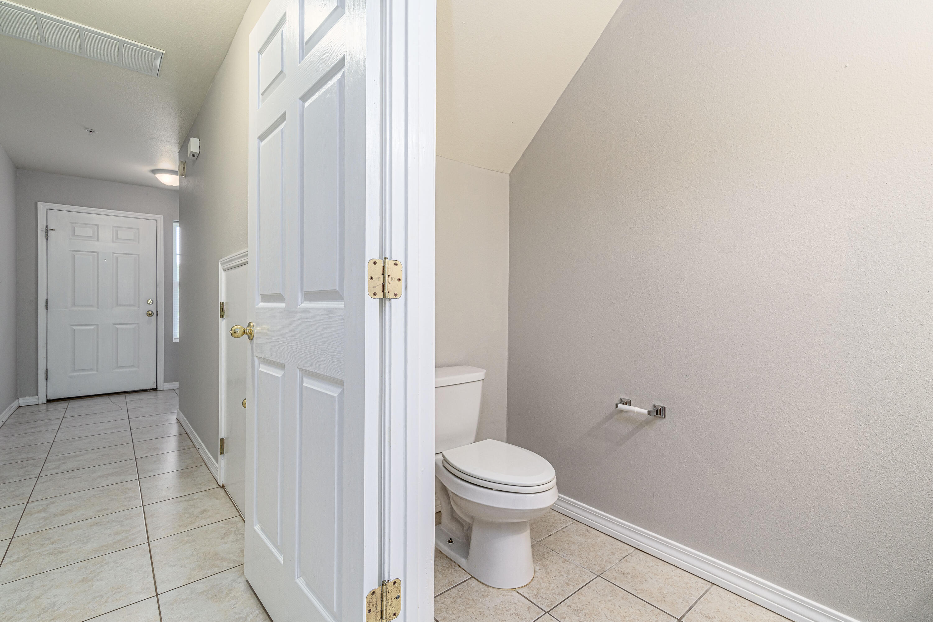 BRACKIN PLACE - Residential Lease