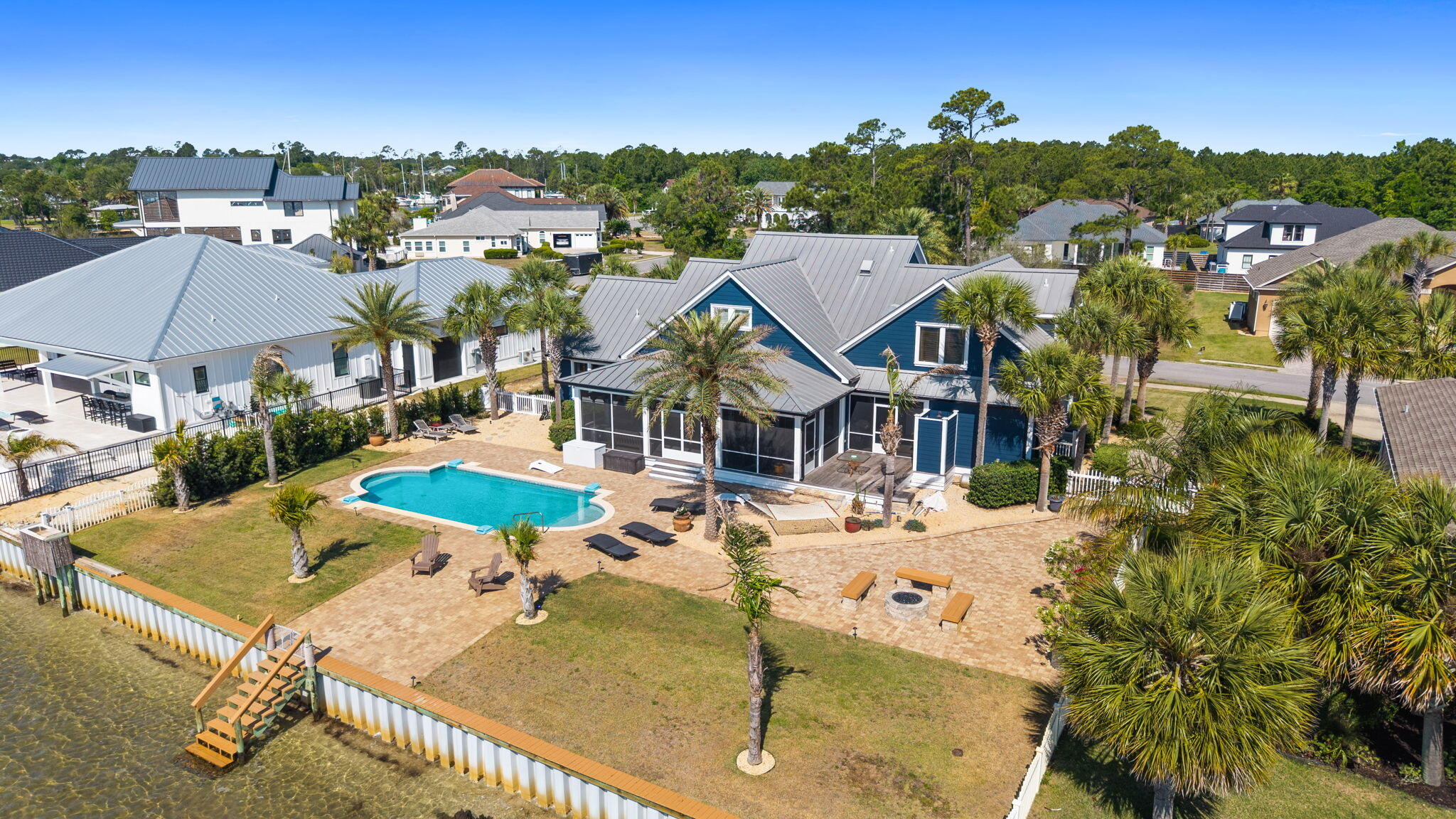 DOLPHIN BAY PH 1 - Residential