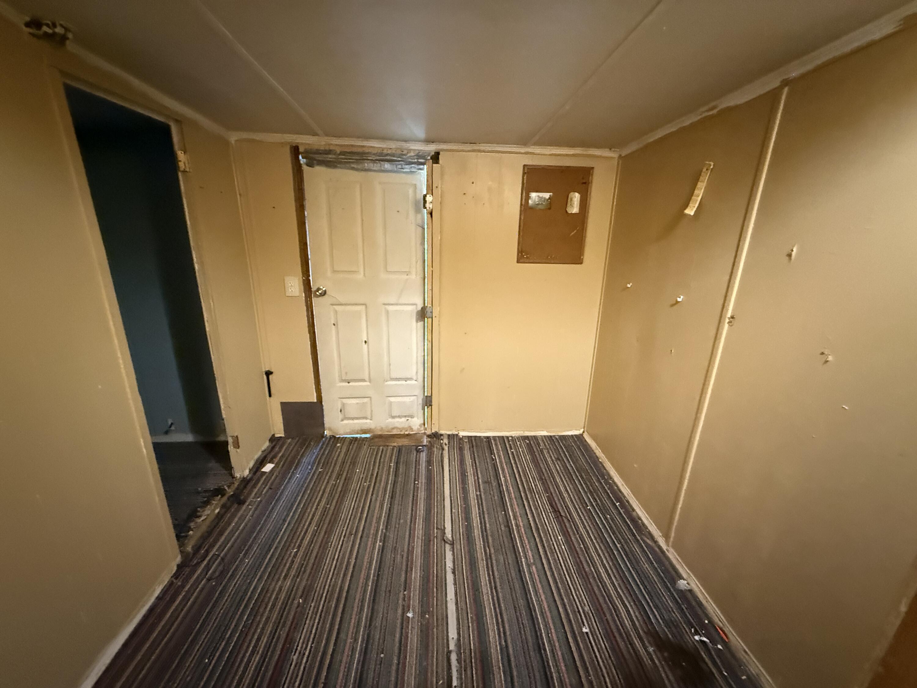 METES & BOUNDS - Residential