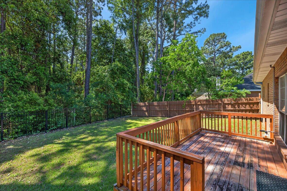 INDIAN WOODS - Residential
