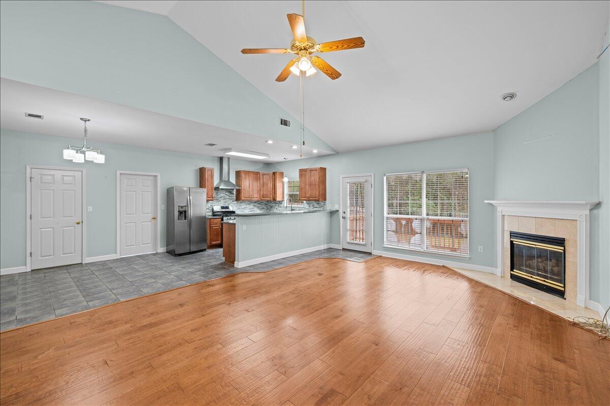INDIAN WOODS - Residential