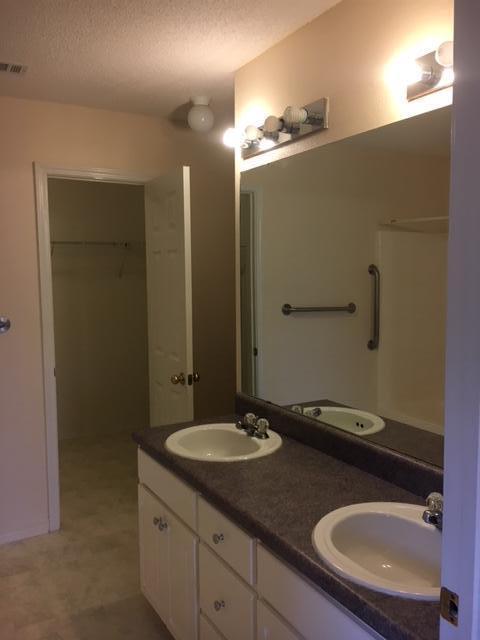 HAMPTON RIDGE ESTATES 1ST ADD - Residential