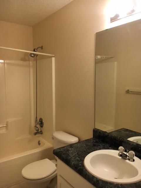 HAMPTON RIDGE ESTATES 1ST ADD - Residential