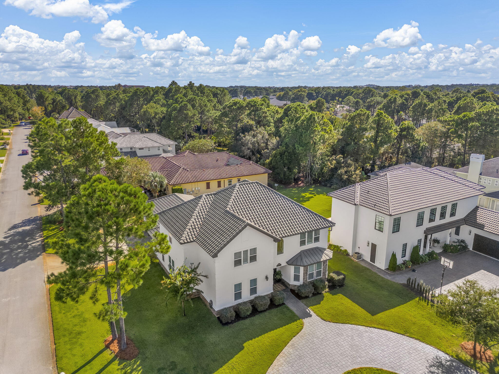 EMERALD BAY PH 1-B - Residential