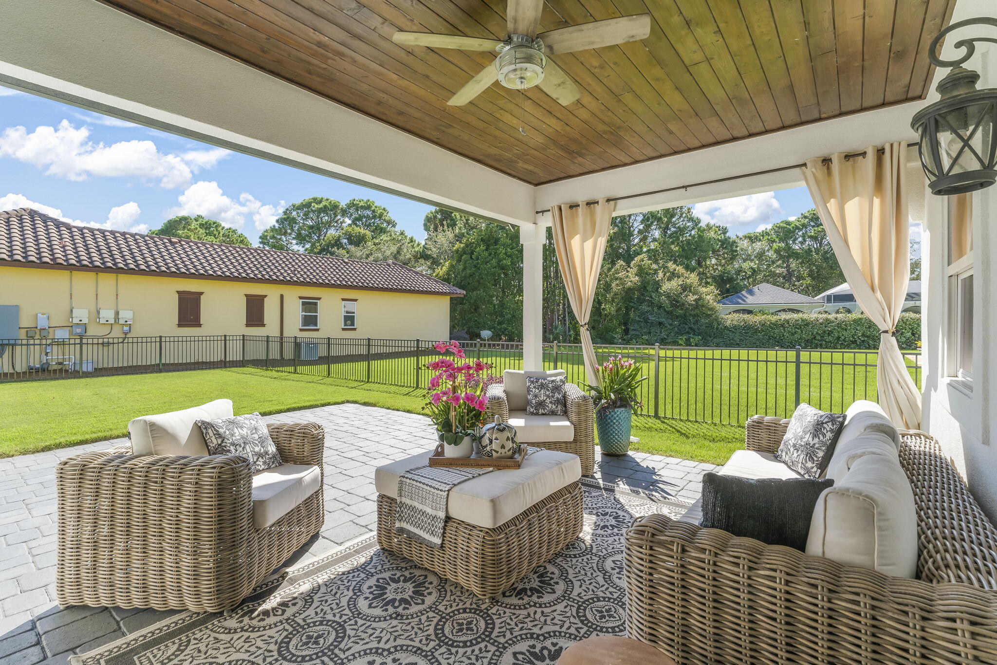 EMERALD BAY PH 1-B - Residential