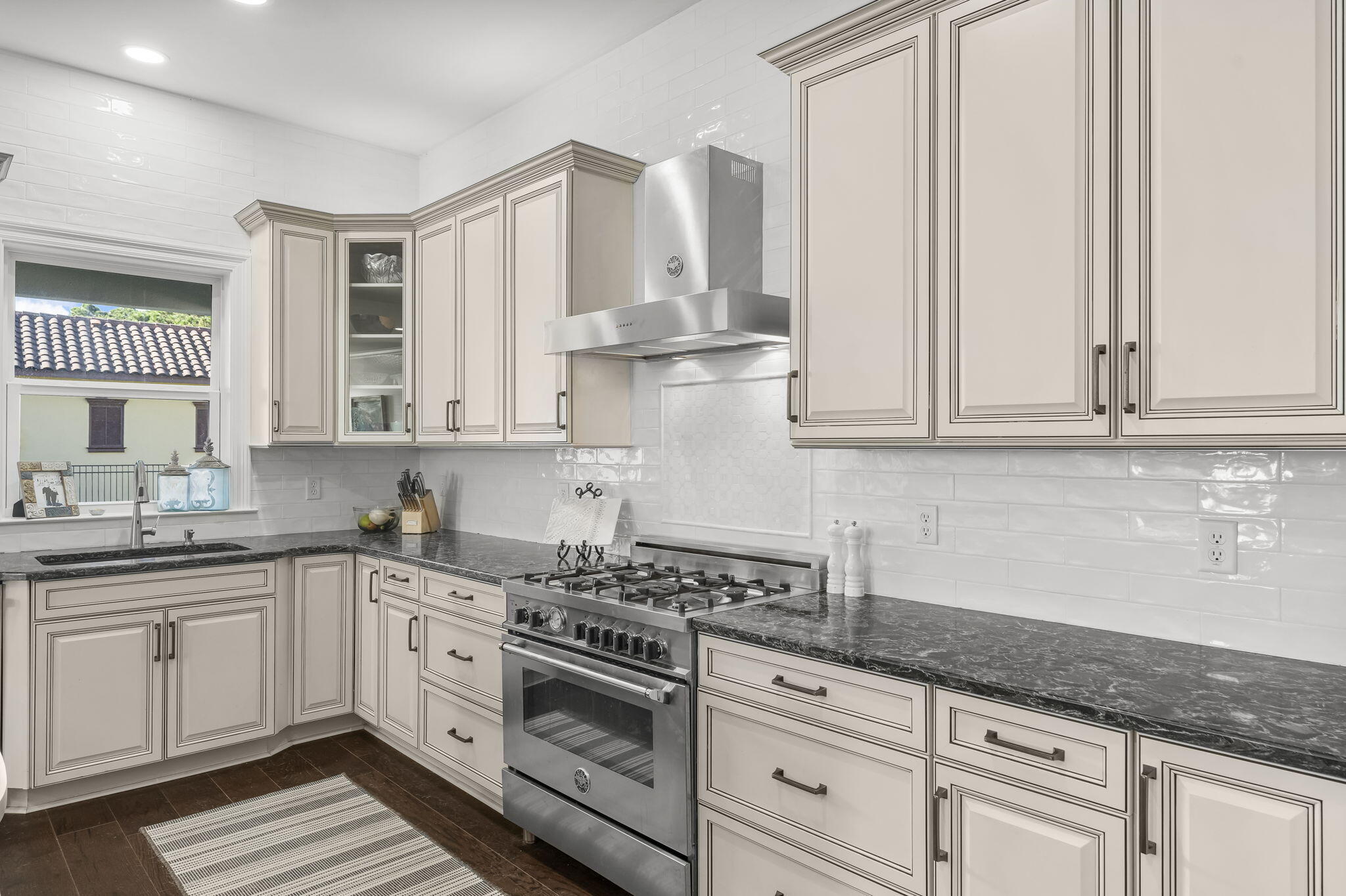 EMERALD BAY PH 1-B - Residential