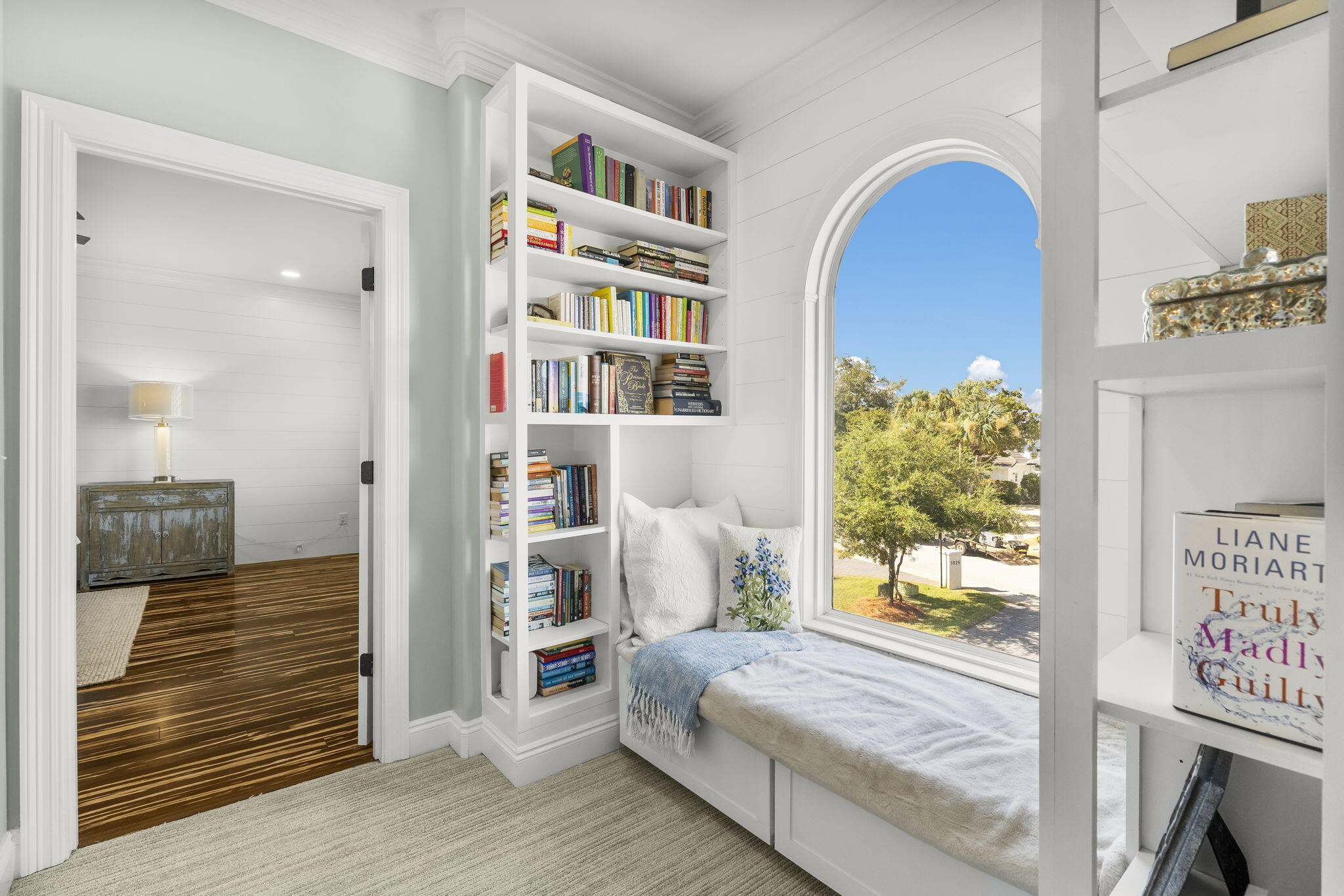 EMERALD BAY PH 1-B - Residential