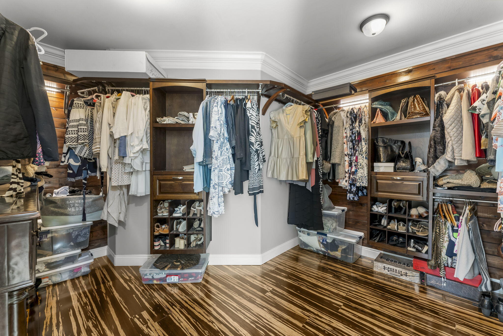 EMERALD BAY PH 1-B - Residential