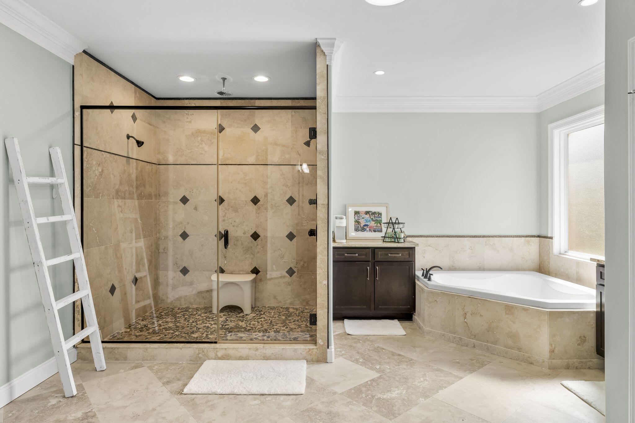 EMERALD BAY PH 1-B - Residential