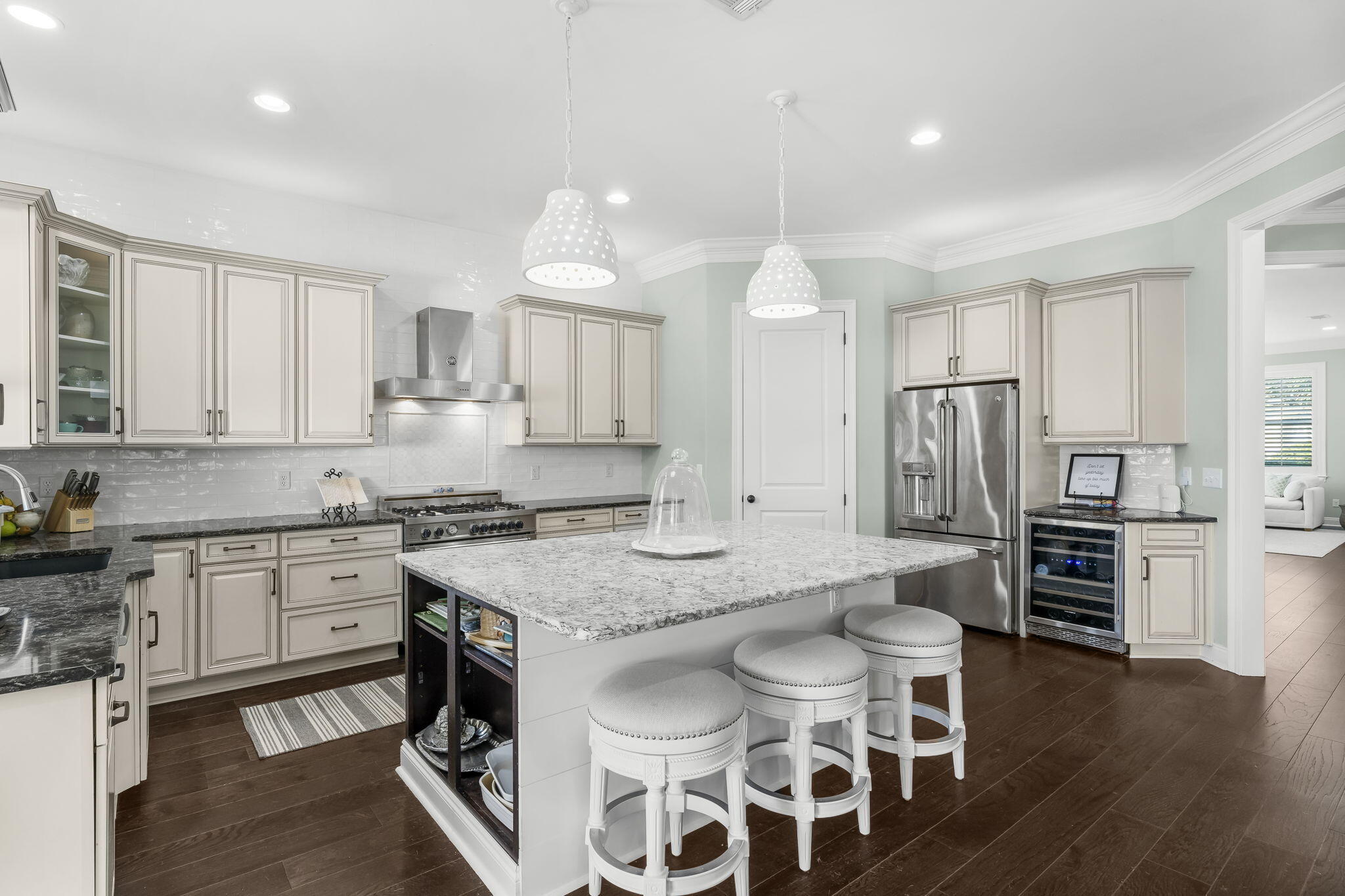 EMERALD BAY PH 1-B - Residential