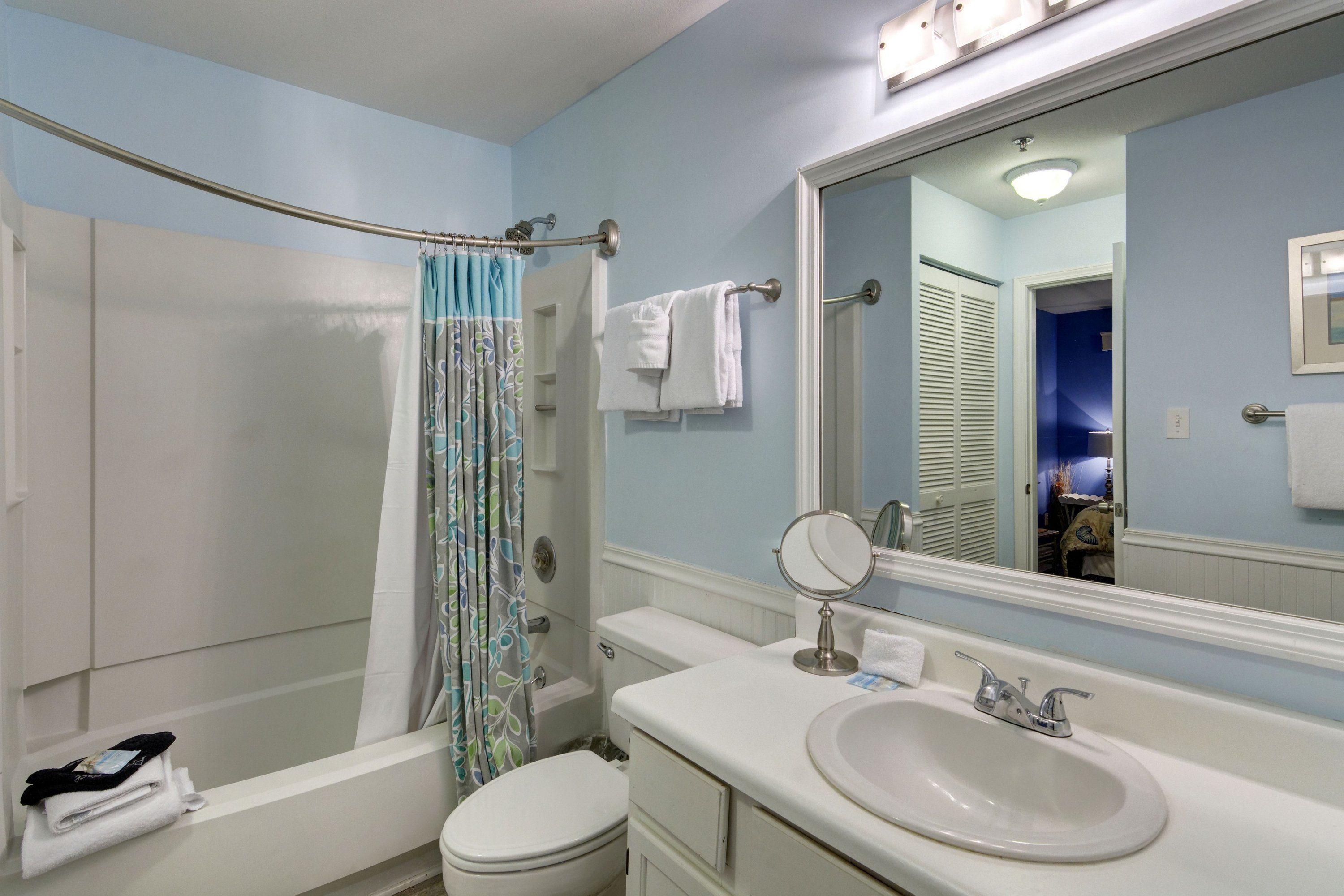 COMMODORE'S RETREAT LIMITED CONDO - Residential