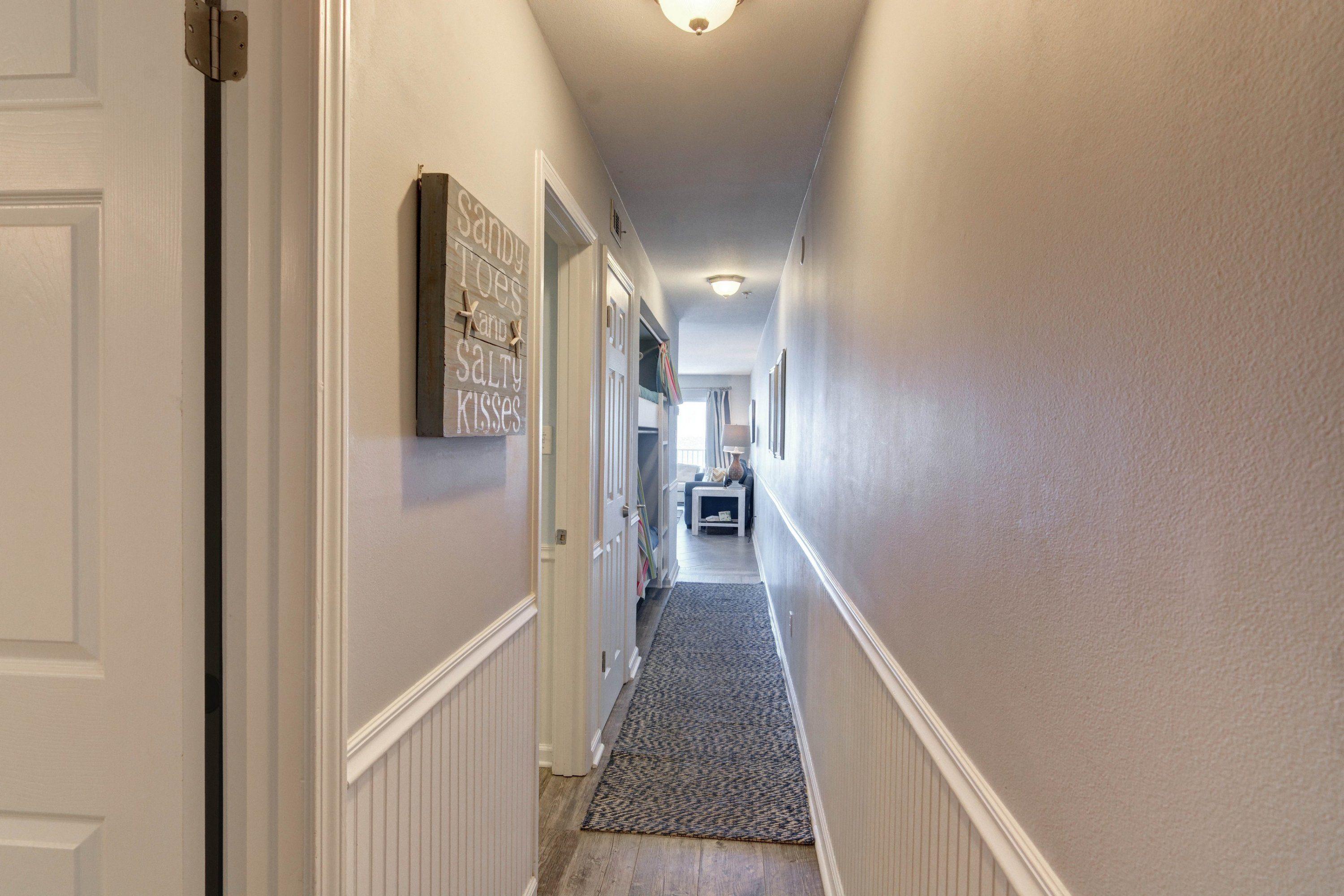 COMMODORE'S RETREAT LIMITED CONDO - Residential