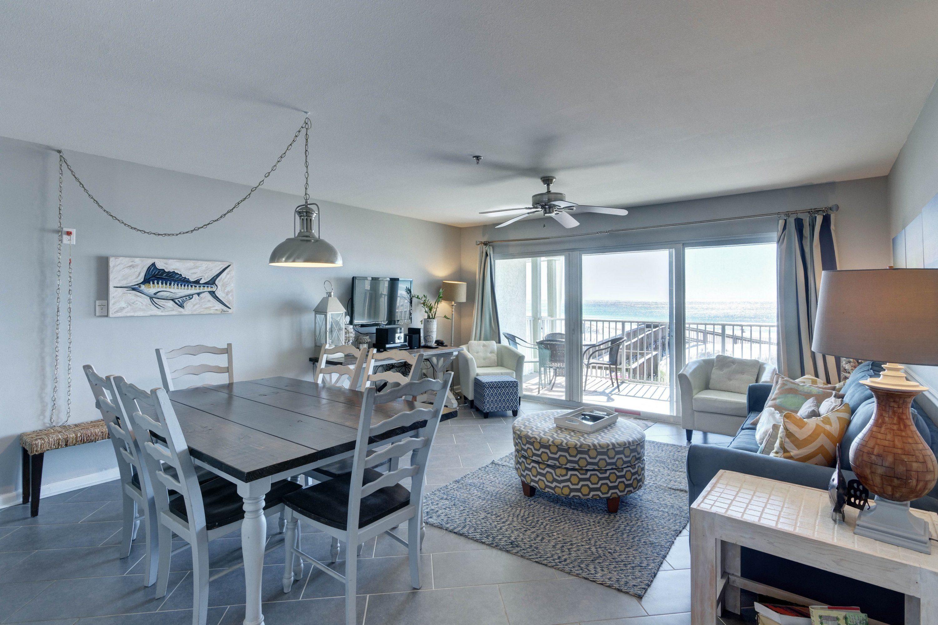 COMMODORE'S RETREAT LIMITED CONDO - Residential