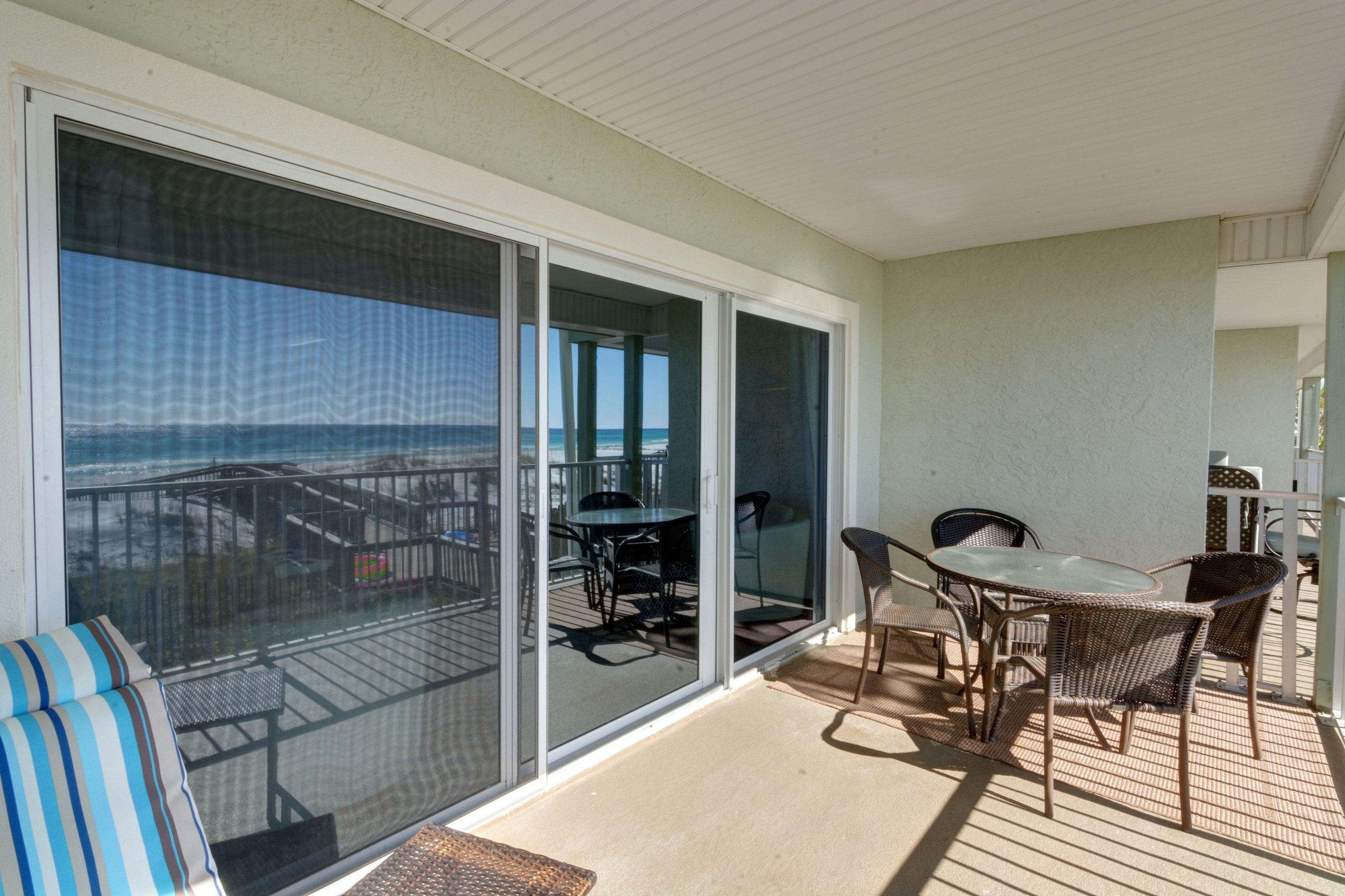 COMMODORE'S RETREAT LIMITED CONDO - Residential