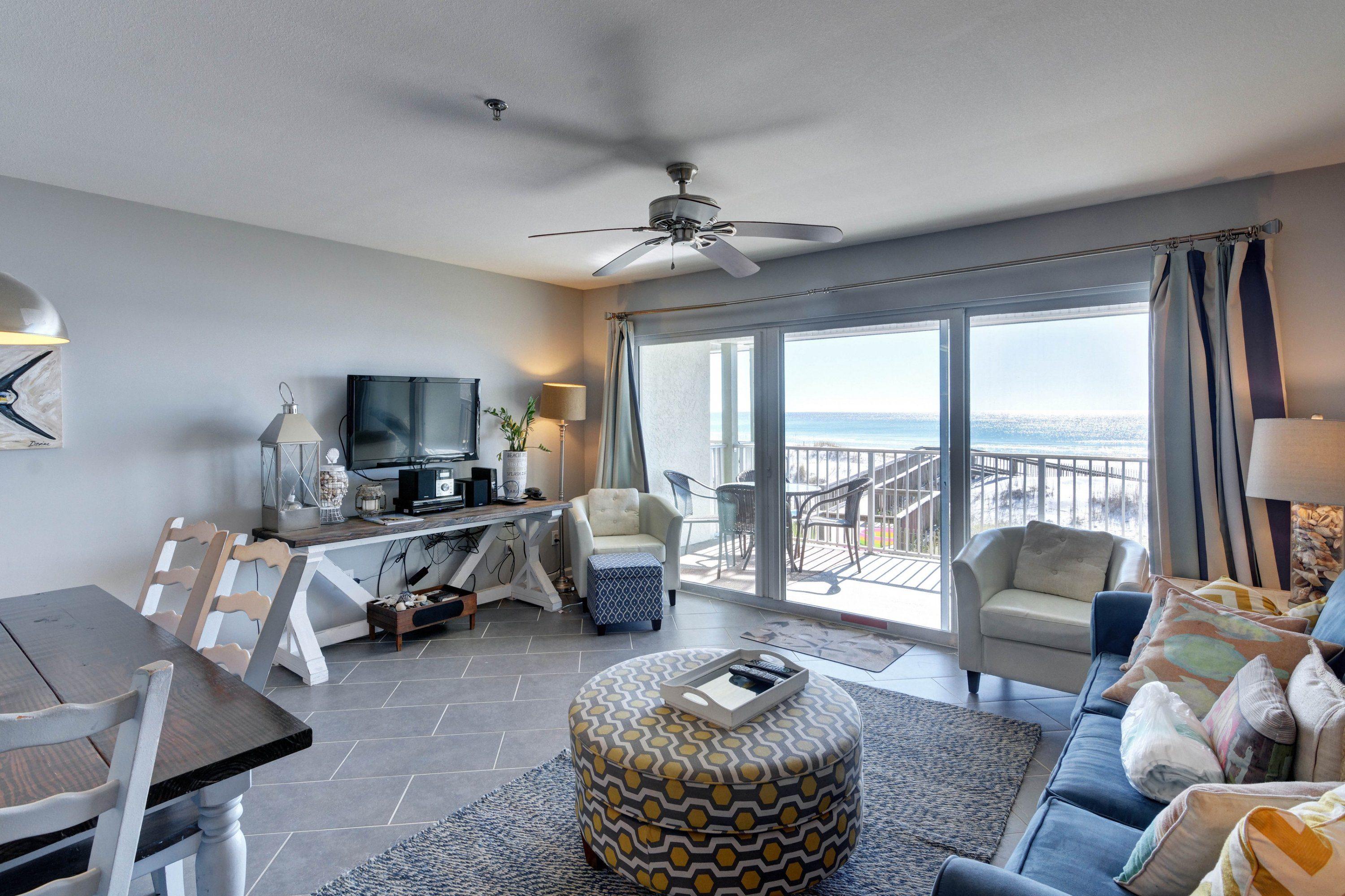 COMMODORE'S RETREAT LIMITED CONDO - Residential