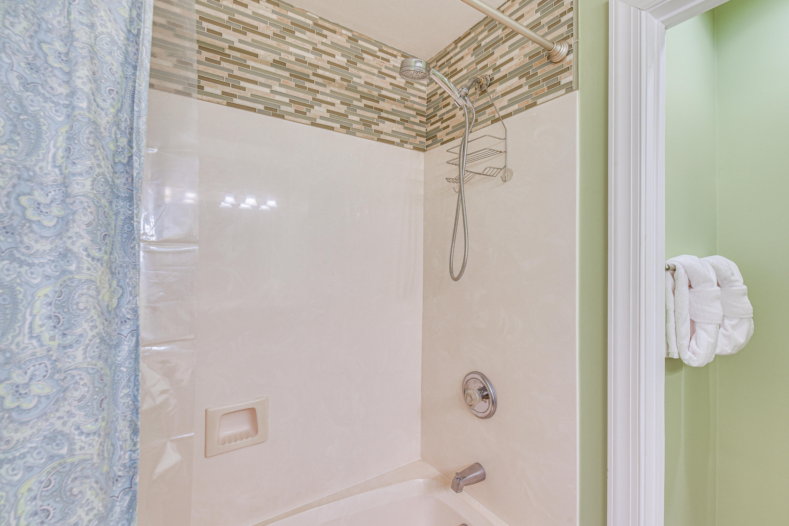 PAVILION PALMS - Residential