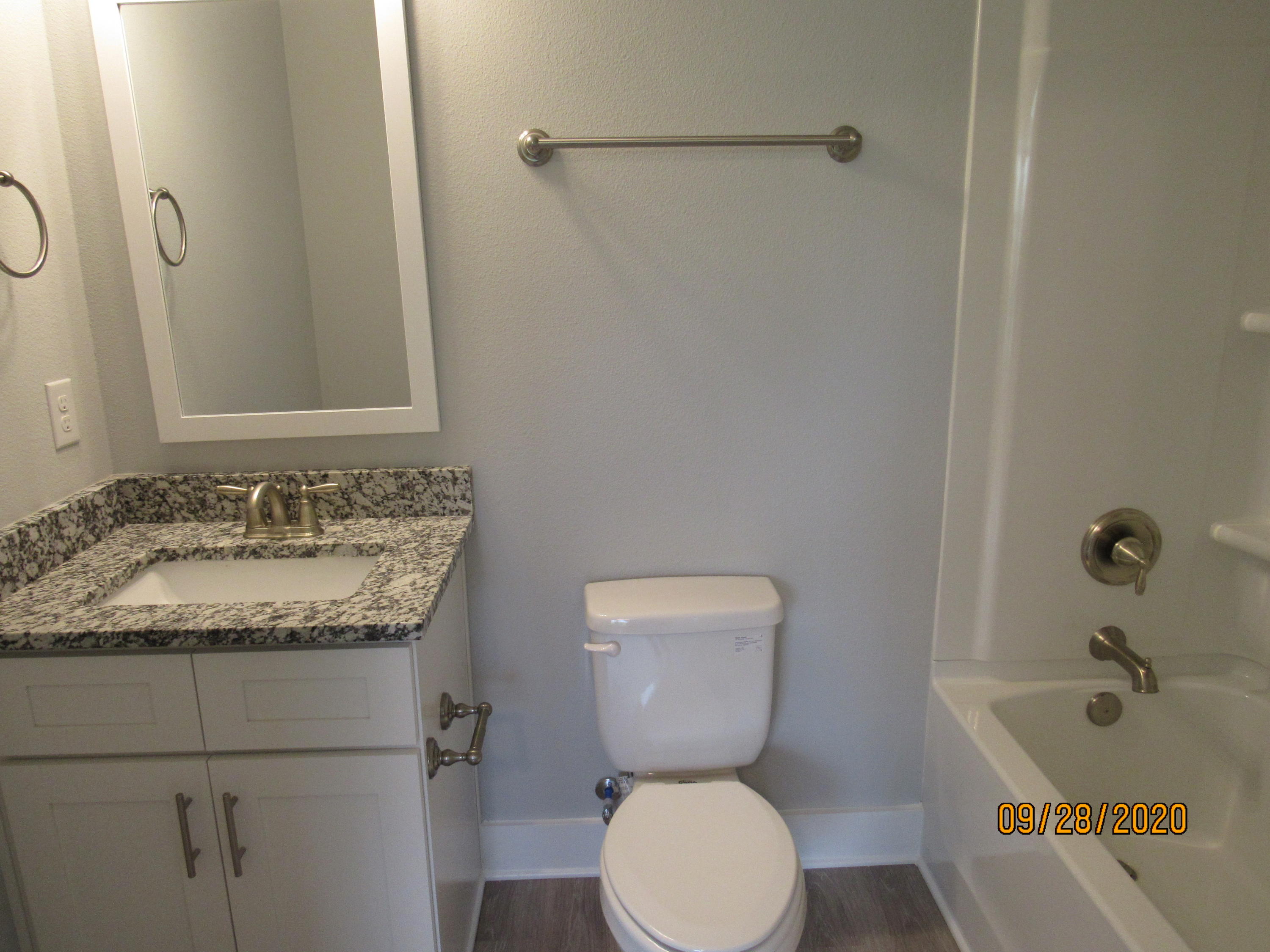 VERANDAS AT FREEPORT - Residential Lease