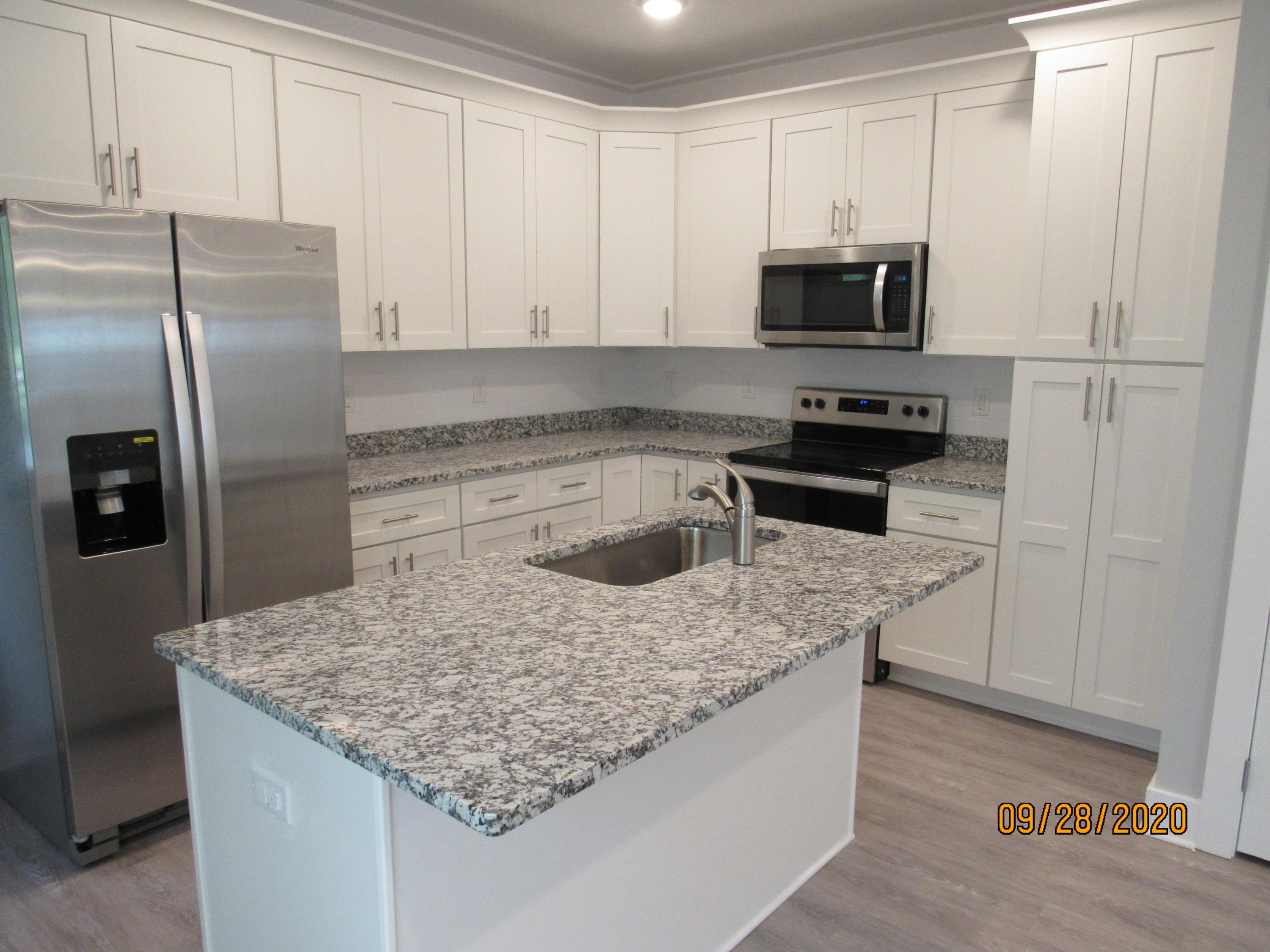 VERANDAS AT FREEPORT - Residential Lease