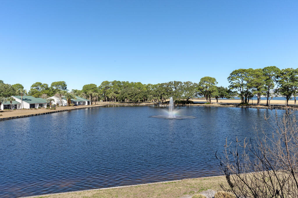 SANDESTIN BEACH VILLAS - Residential