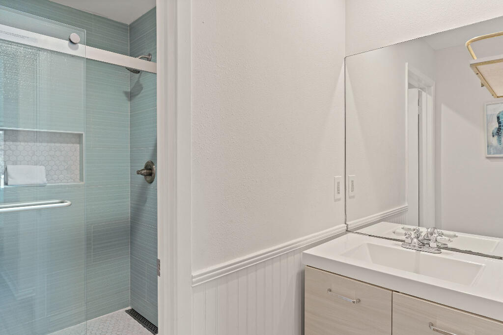 SANDESTIN BEACH VILLAS - Residential