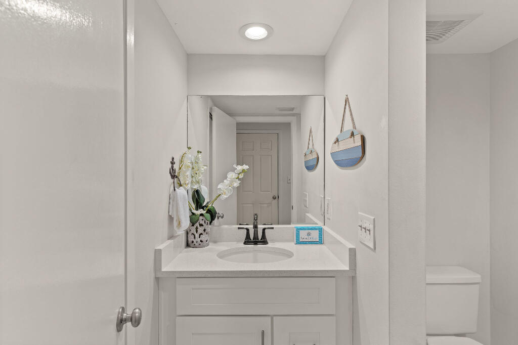 SANDESTIN BEACH VILLAS - Residential