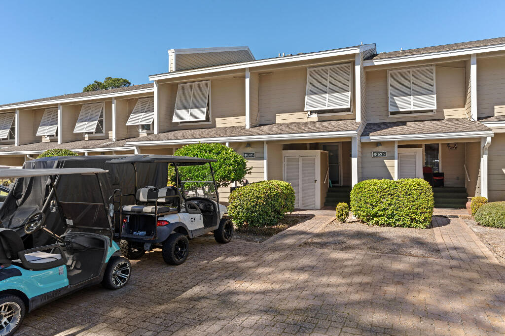 SANDESTIN BEACH VILLAS - Residential