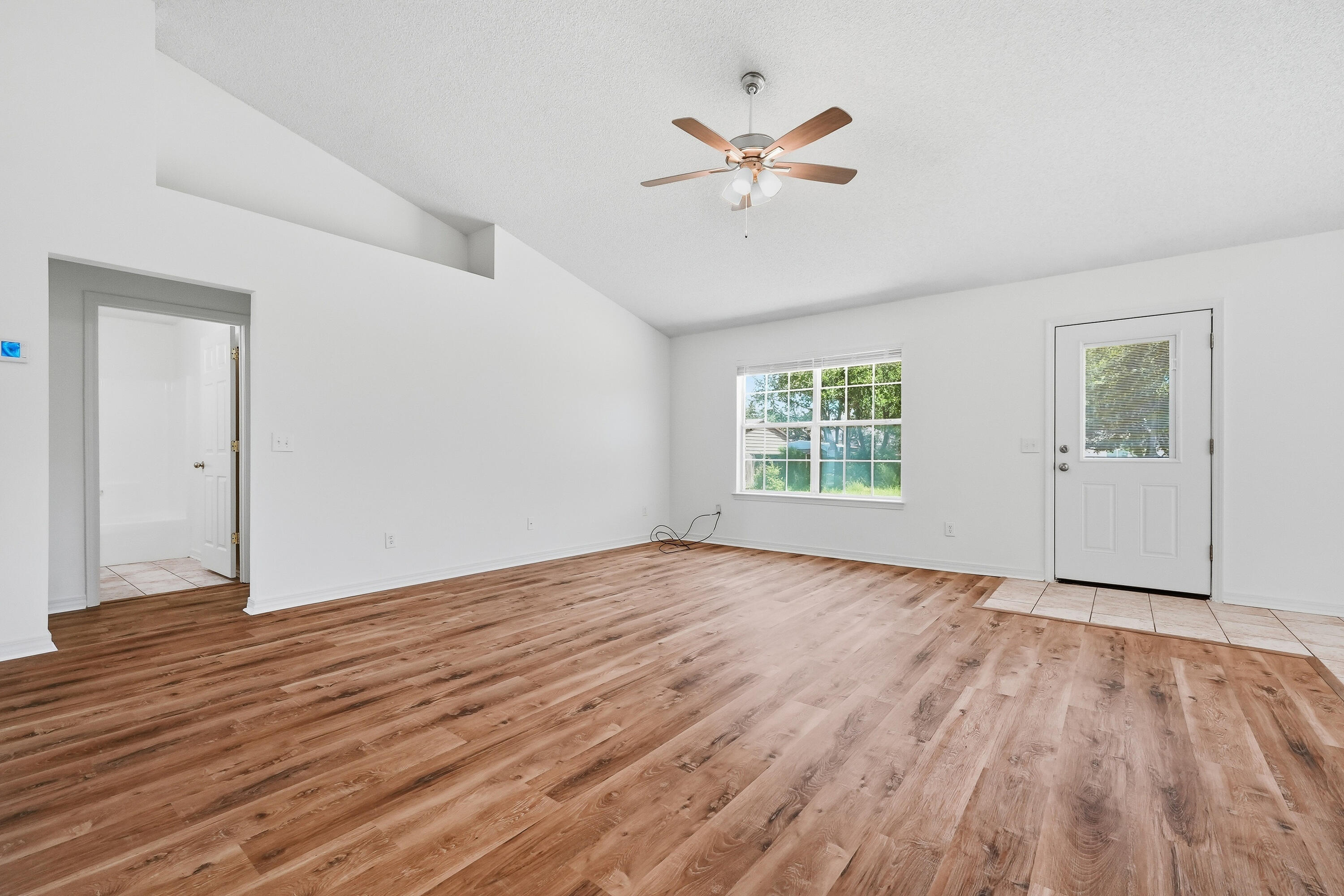 2030 Hawthorne Drive