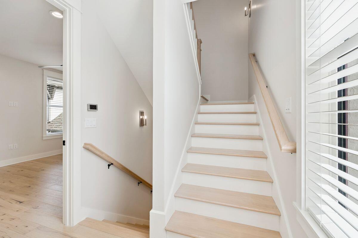 Ridgewalk - Residential