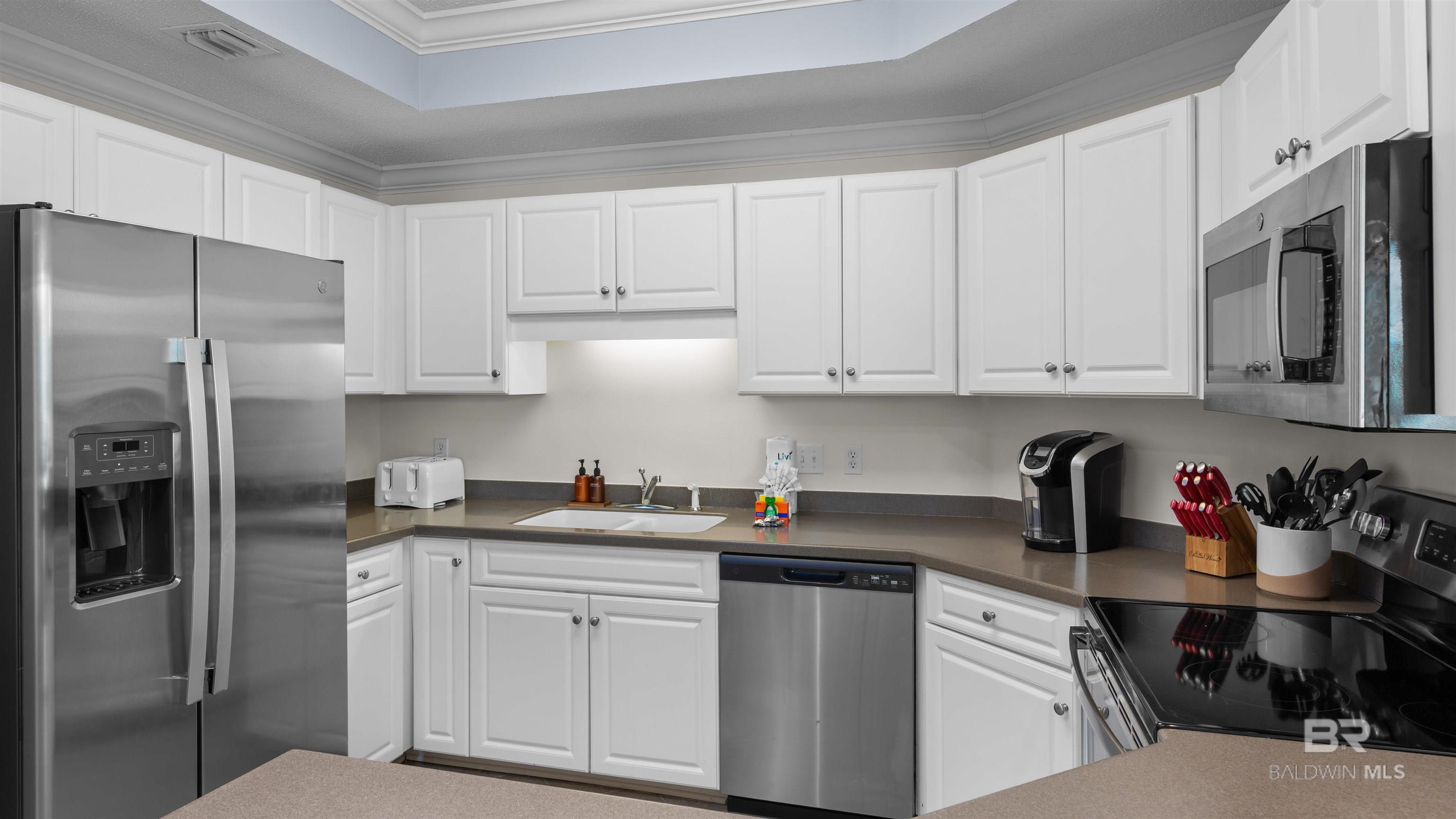 27582 Canal Road 2207