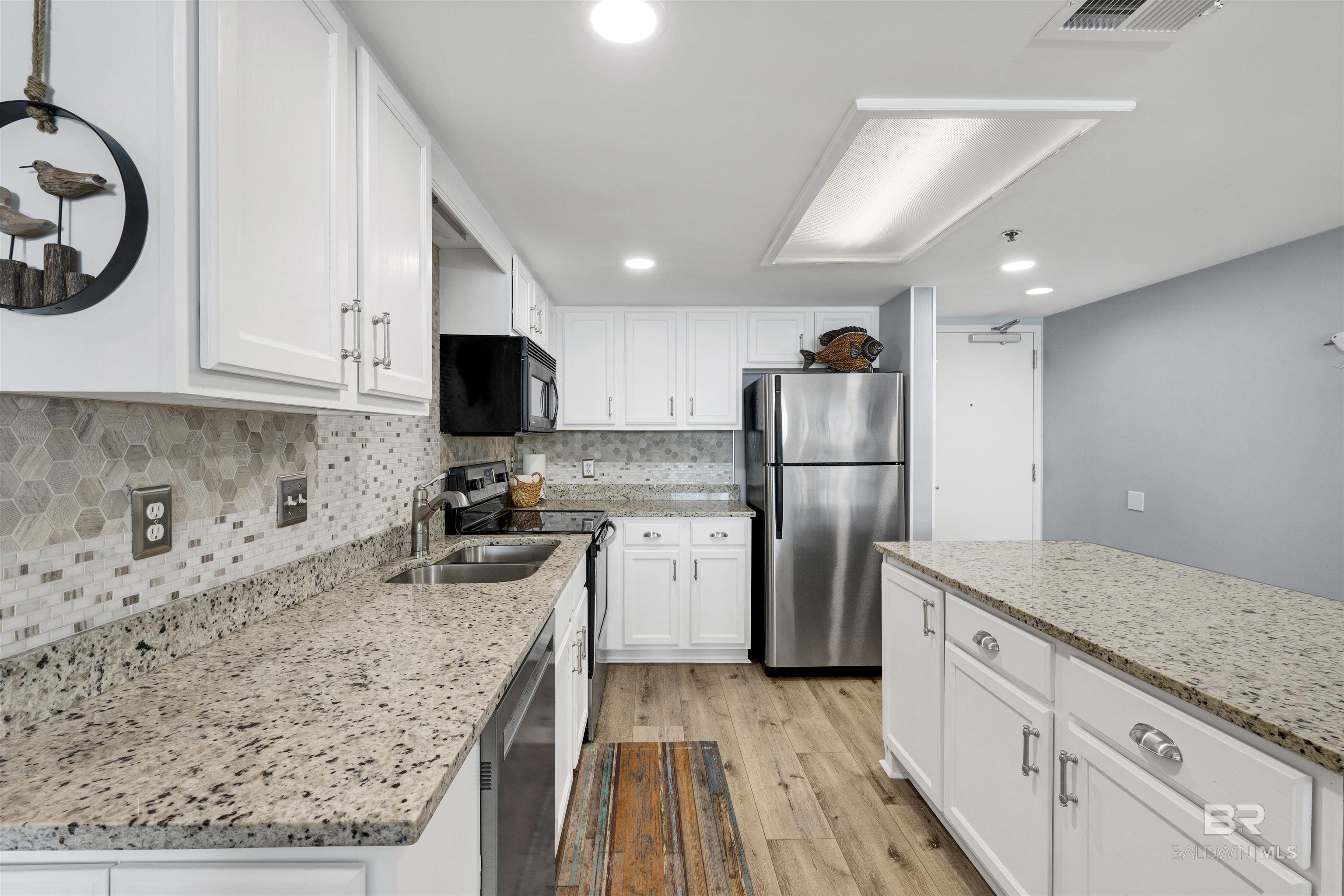 4610 White Avenue 204