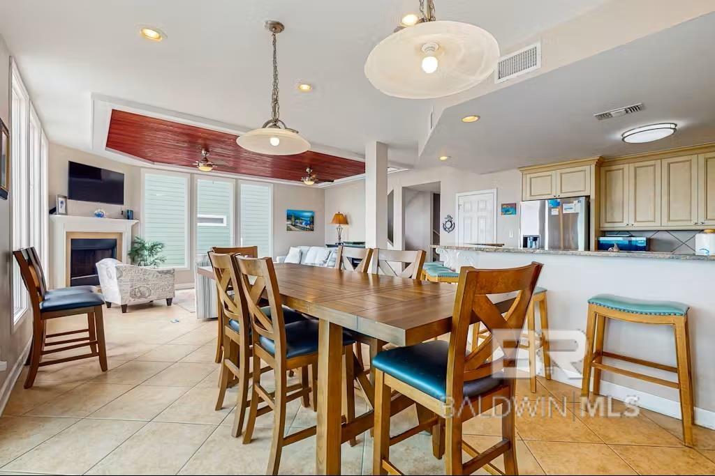 1733 W Beach Boulevard