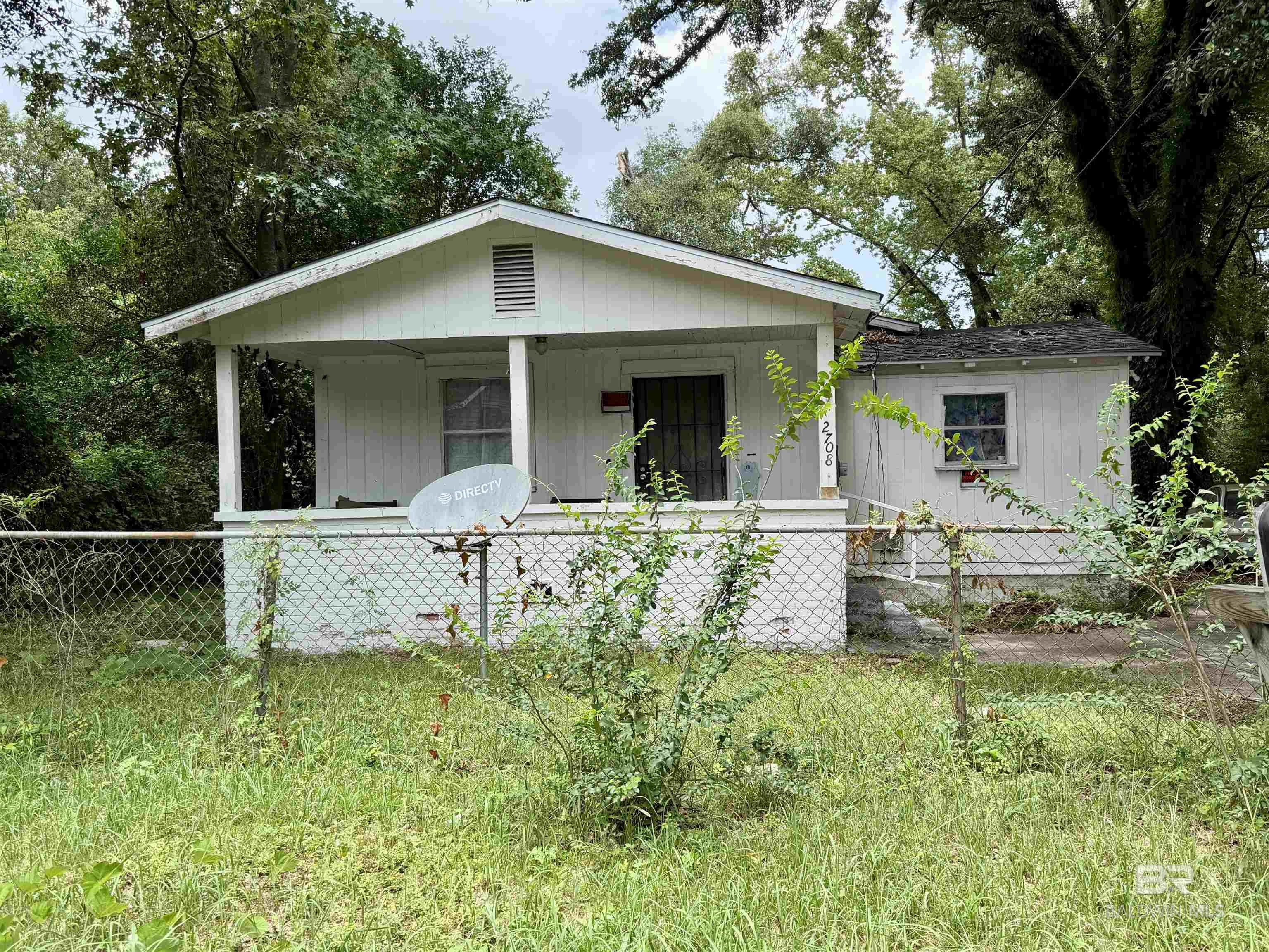 Photo 1 of 1 — 2708 Edgewood Street, Mobile, AL 36607