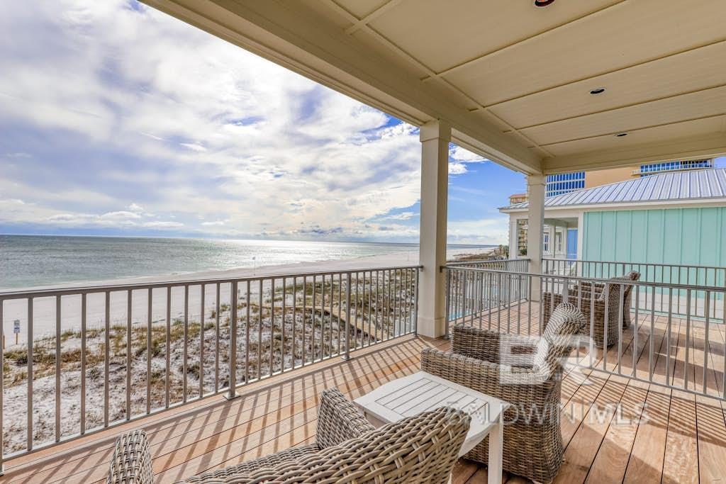 25136 Romar Vista Place