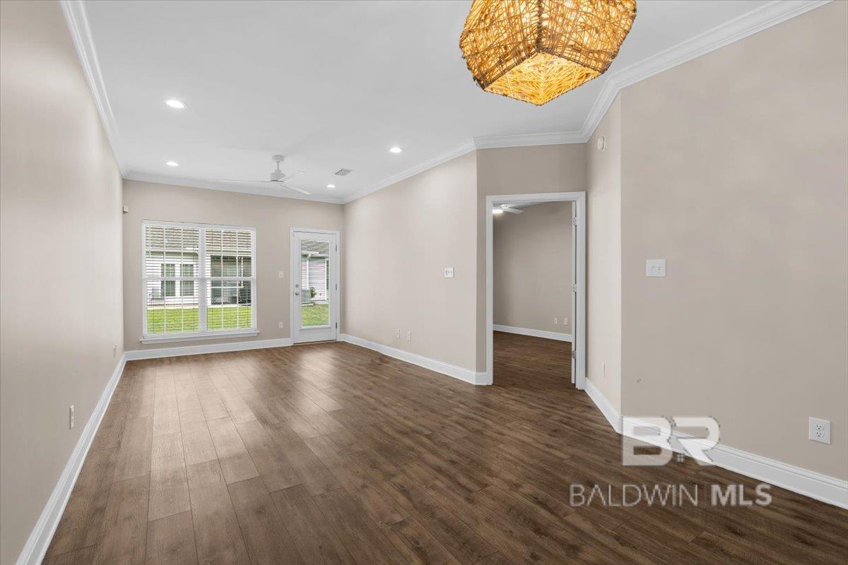2651 Juniper Street 2001 - Photo 4