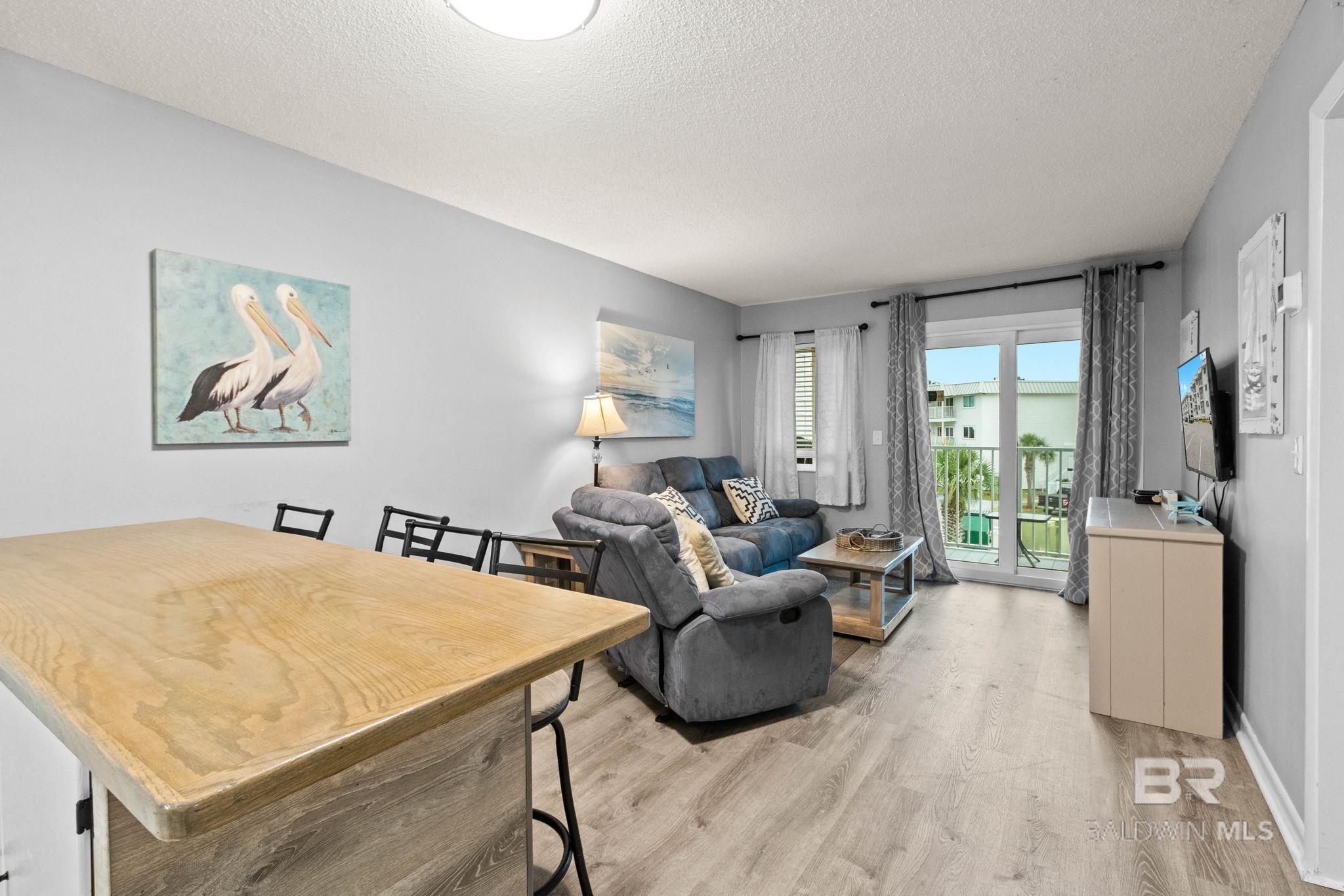 400 W Plantation Road 1211