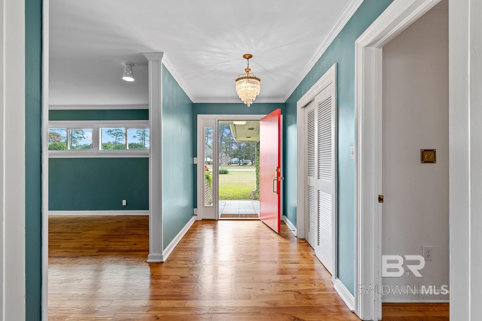 410 W Verbena Avenue - Photo 4