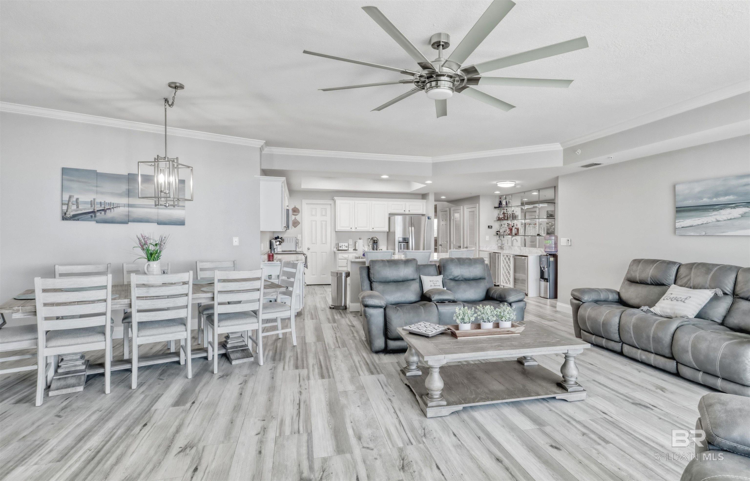 27800 Canal Road 403 & 404